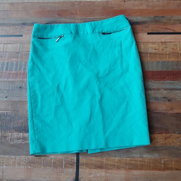 Calvin Klein Dresses & Skirts - Green size 6 Calvin Klein pencil skirt
